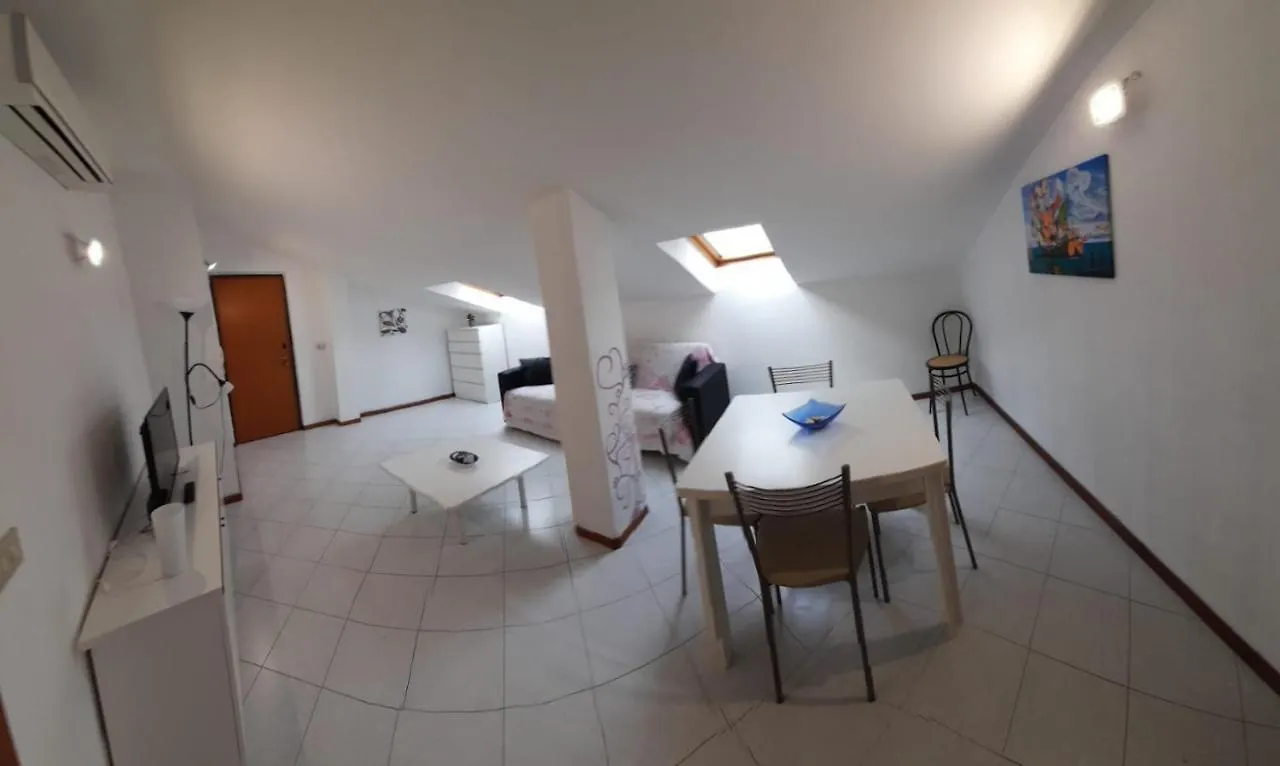דירות לבנטו Attico Del Sole Zero Undici Zero Uno Sette Lt 0787